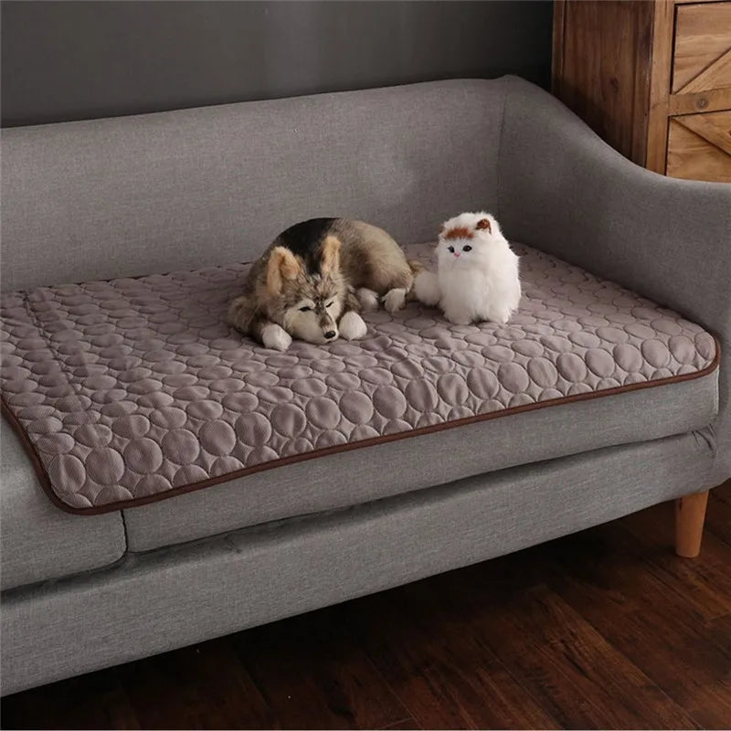 Pet Cooling Gel Mat For Cats and Dogs - Breathable and Machine Washable - Instant Cooling - Comfort Solution for Summer Heat