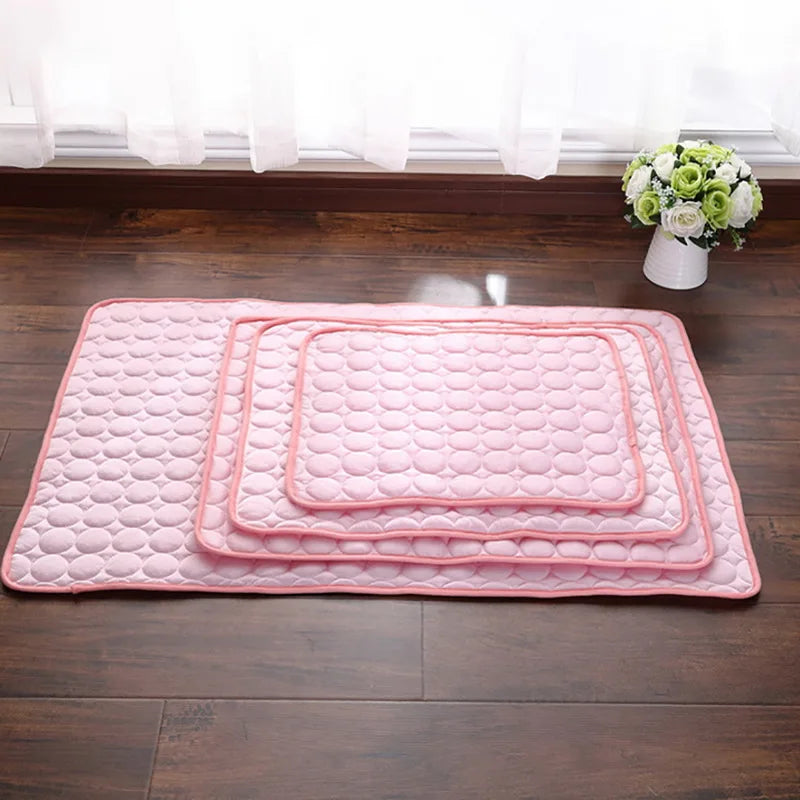 Pet Cooling Gel Mat For Cats and Dogs - Breathable and Machine Washable - Instant Cooling - Comfort Solution for Summer Heat